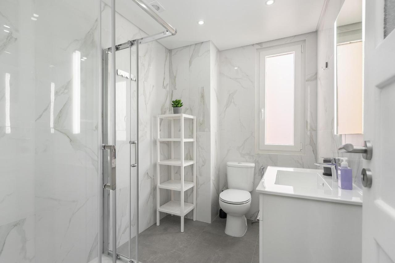 Whome Hideaway Family Apartment #2 리스본 외부 사진