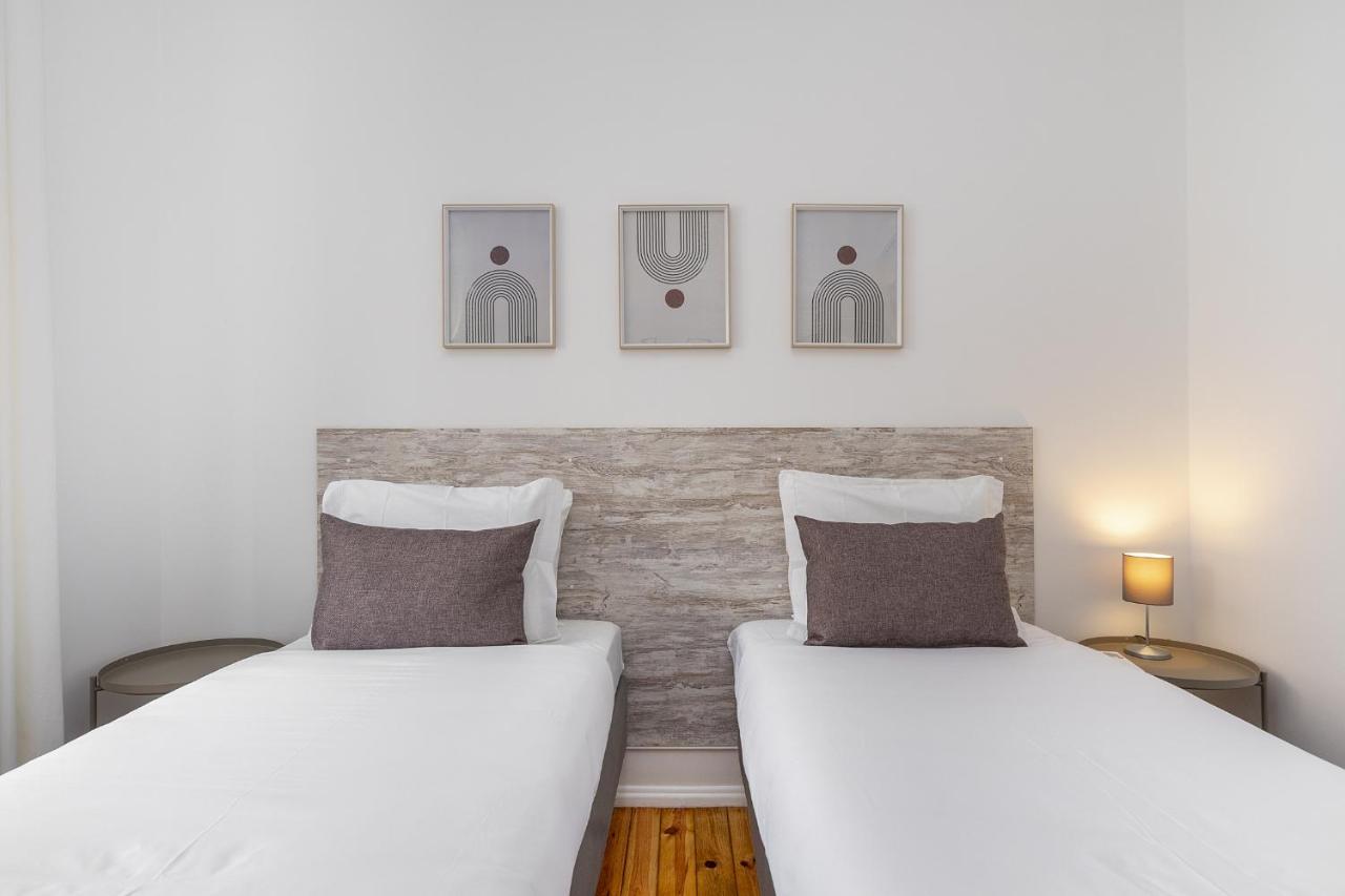 Whome Hideaway Family Apartment #2 리스본 외부 사진